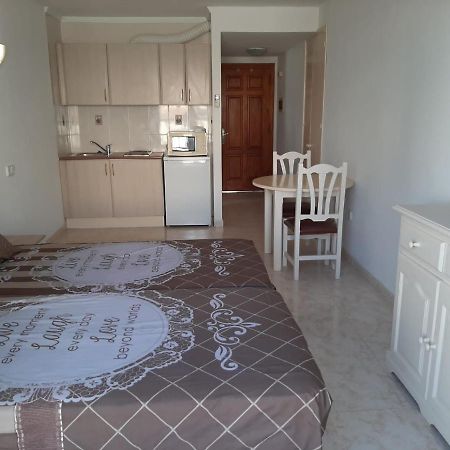 Apartamentos Torres Cardona Cala Llonga  Εξωτερικό φωτογραφία