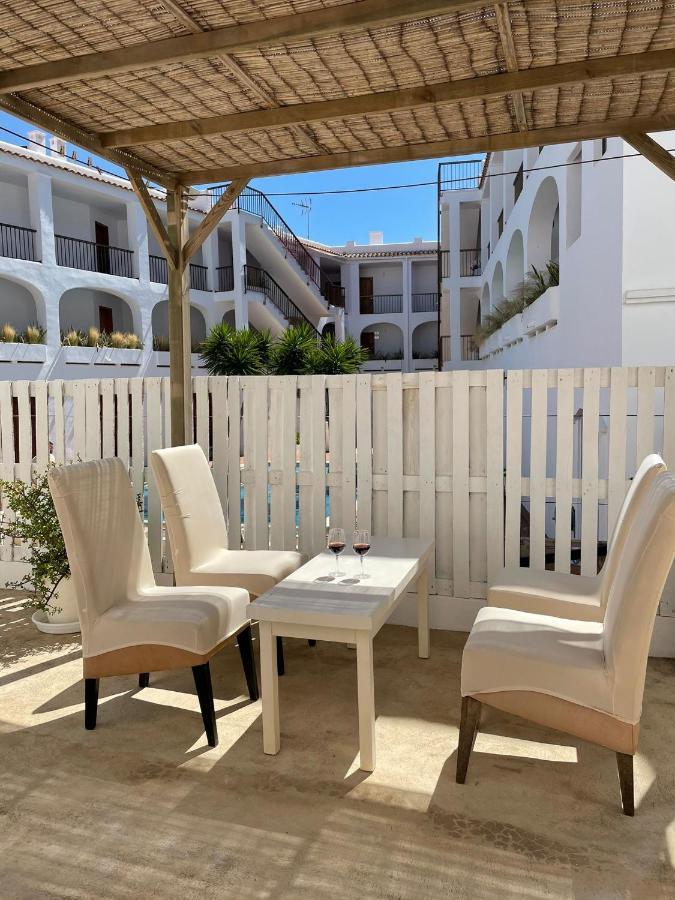 Apartamentos Torres Cardona Cala Llonga  Εξωτερικό φωτογραφία