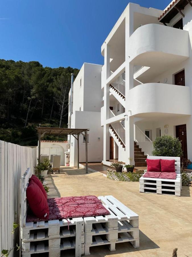Apartamentos Torres Cardona Cala Llonga  Εξωτερικό φωτογραφία